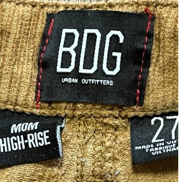 BDG Urban Outfitters Mom High Rise Corduroy Pants in Caramel Brown SZ 27 - Picture 6 of 9